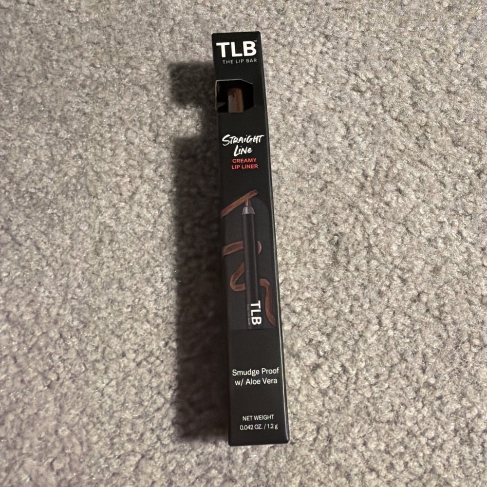 The Lip Bar TLB Straight Line Creamy Lip Liner Straight Living Matte NIB 1.2g